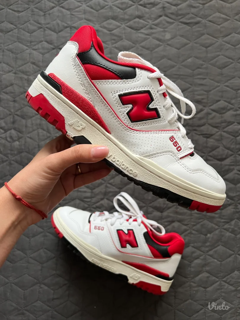 New Balance 550