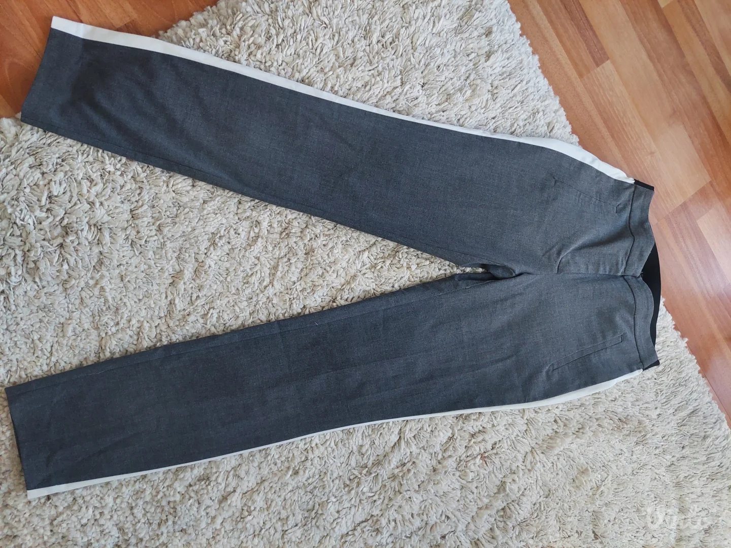 Zara pantalone
