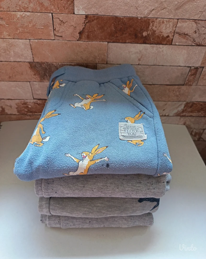 Dečije trenerke 4 komada