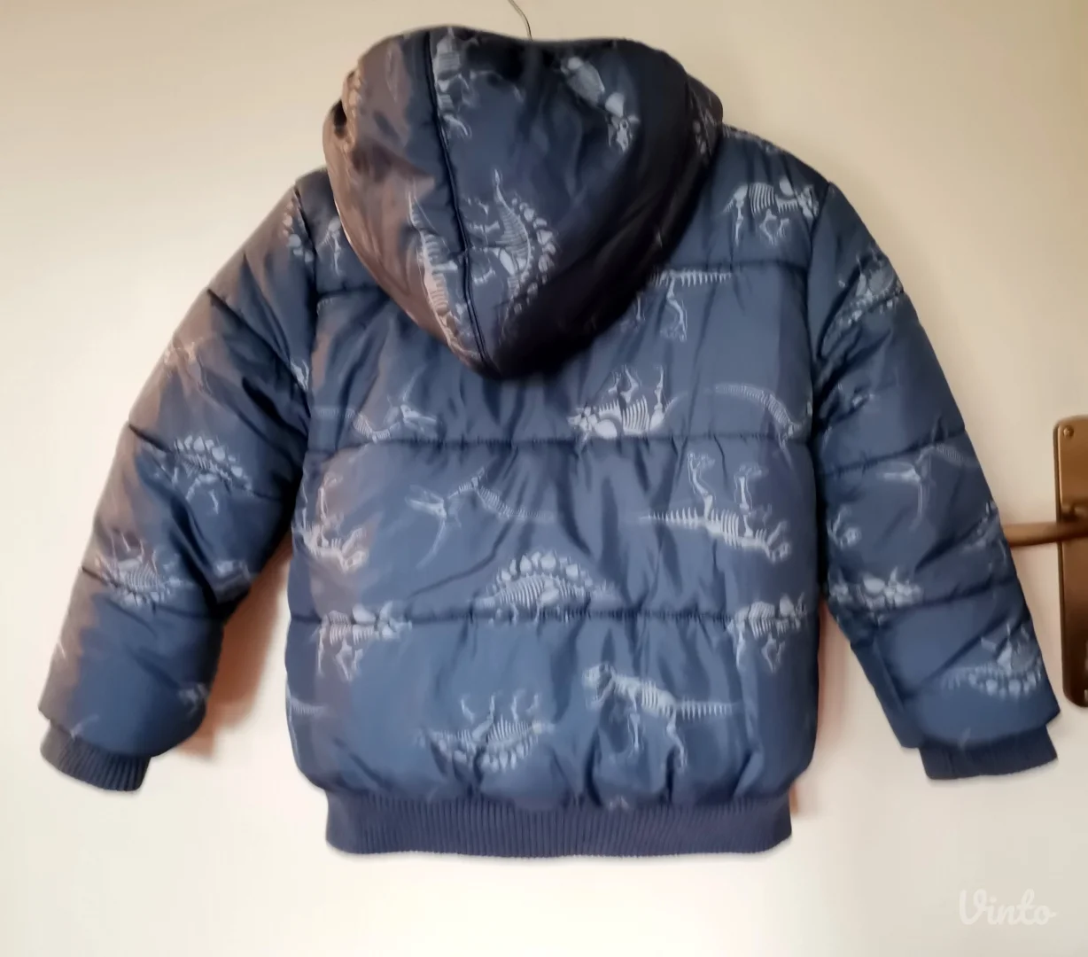 TARGET topla dečija jakna 4 g.