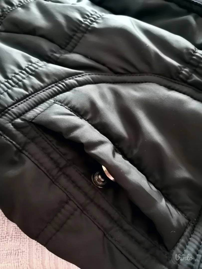 Jakna sa kapuljačom