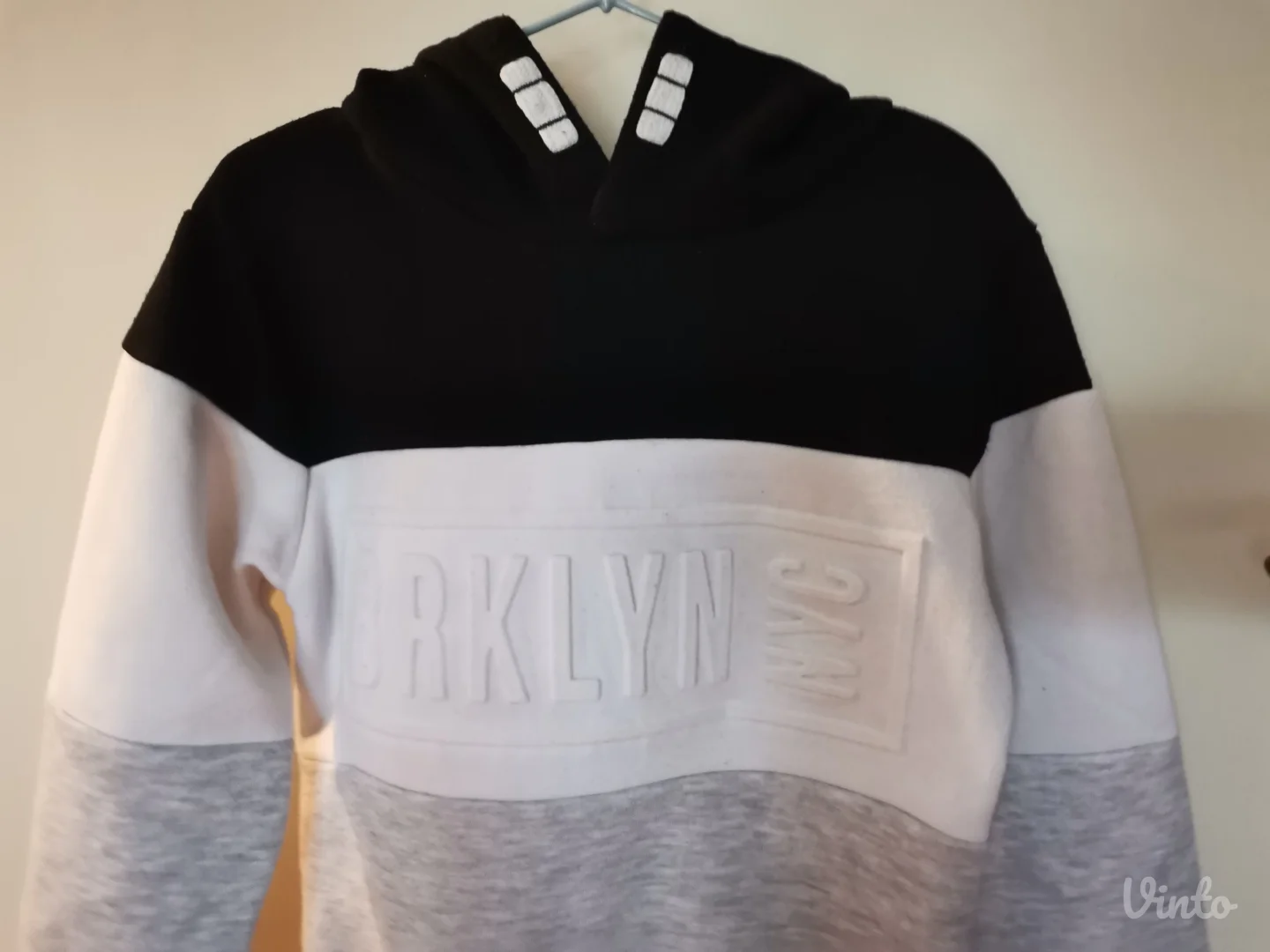 BRKLYN NYC odličan duks 5 g.