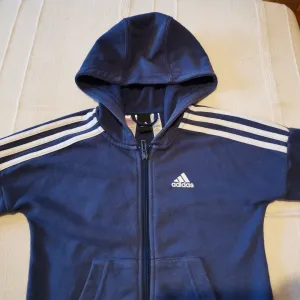 Adidas pamučni duks 5-6 g.