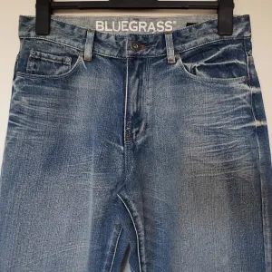 BLUEGRASS odlične farmerke