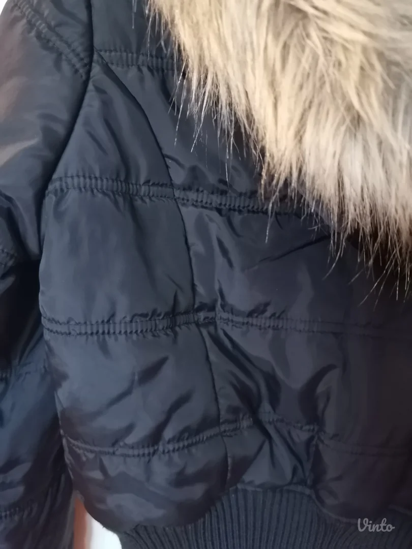 Jakna sa kapuljačom