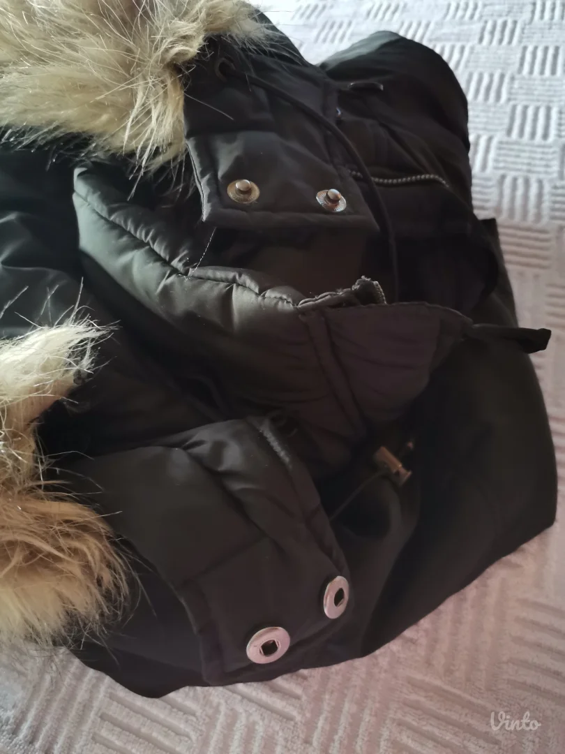 Jakna sa kapuljačom