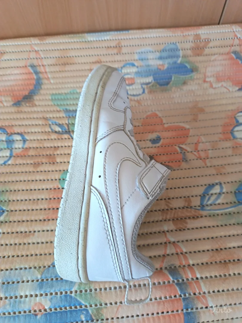 Nike dečije kožne patike