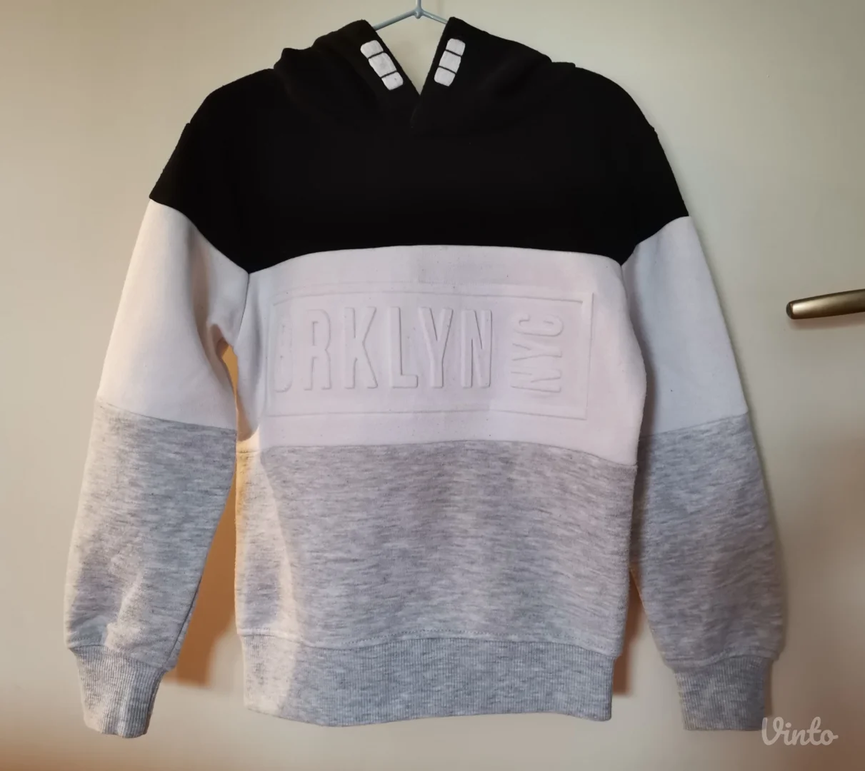 BRKLYN NYC odličan duks 5 g.