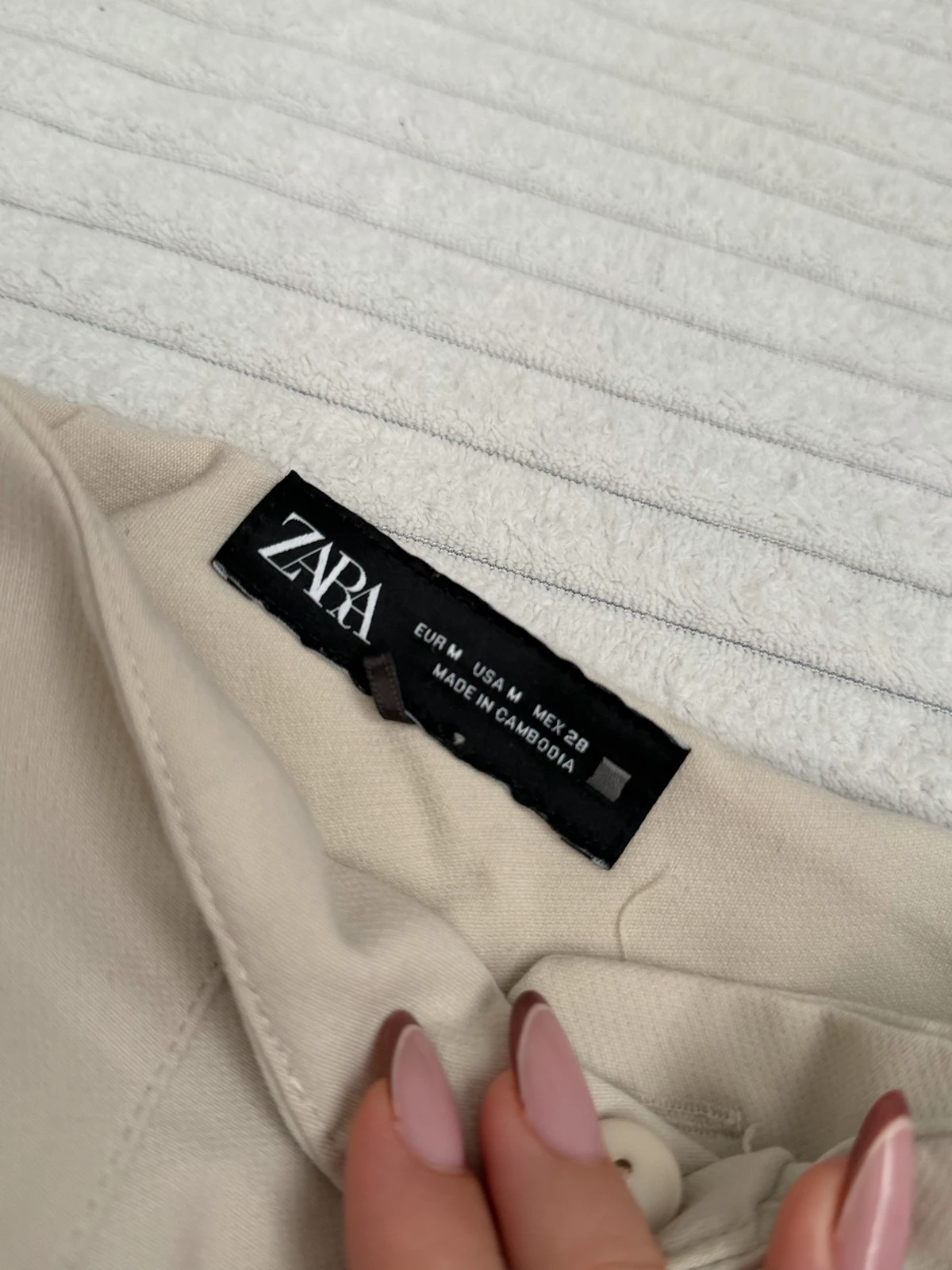 Zara viralne pantalone