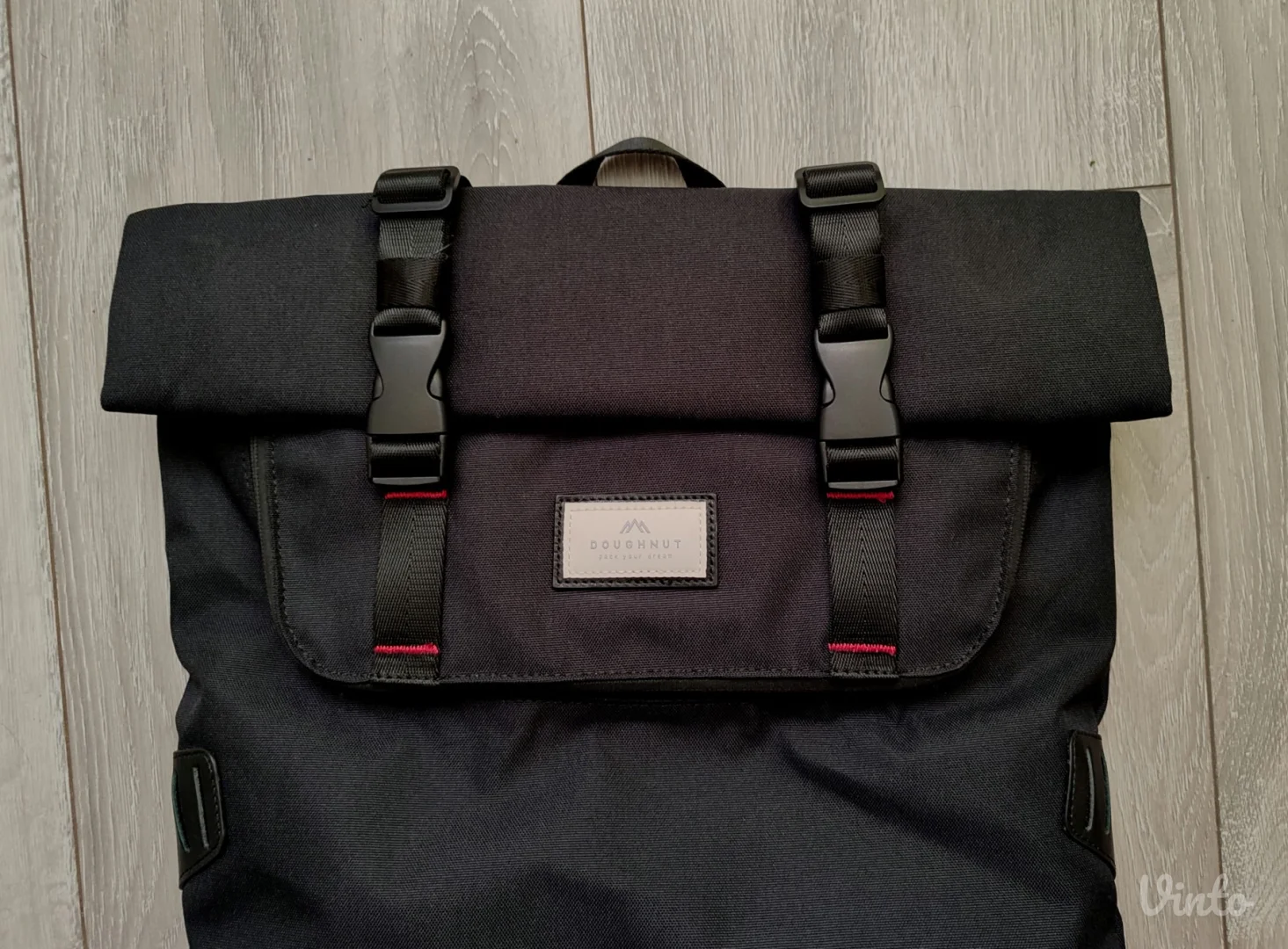 PRODAT!!!   NOV savrsen DOUGHNUT ranac - Predobar!