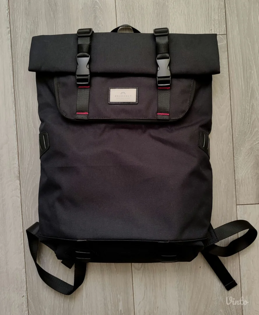 PRODAT!!!   NOV savrsen DOUGHNUT ranac - Predobar!