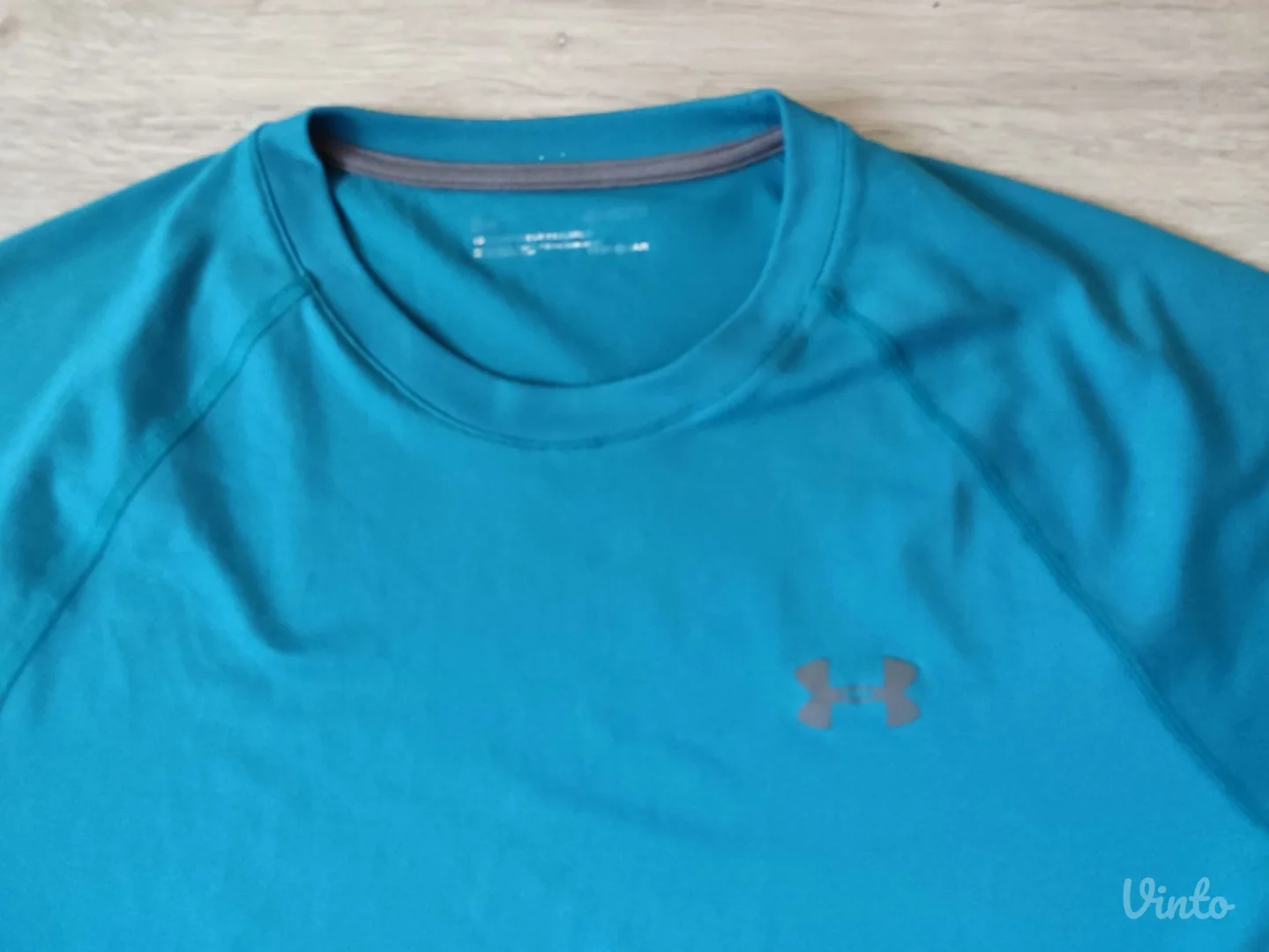 Super UNDER ARMOUR majica - L