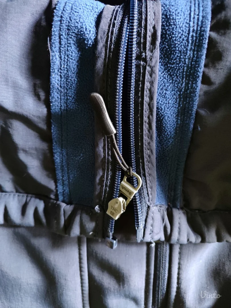 Super BENCH jakna - M - Odlicna!