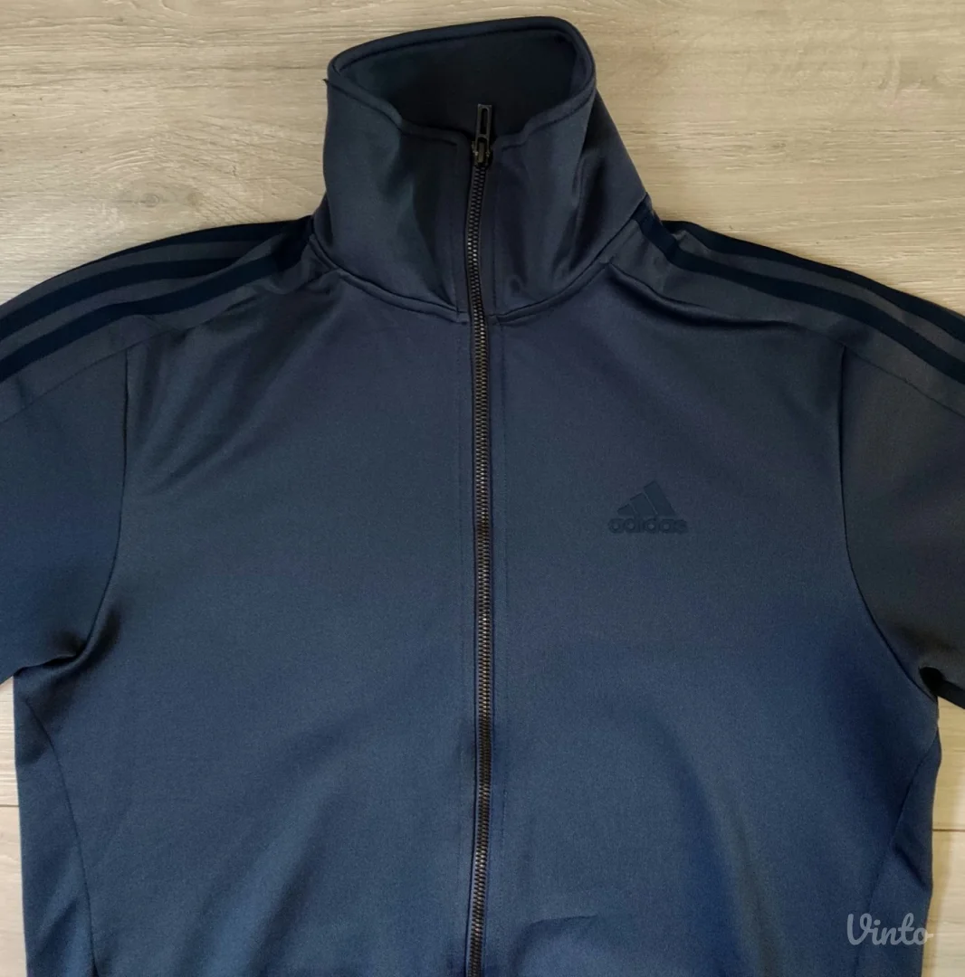 Kao nov ADIDAS na zip - S-M - Tooop!