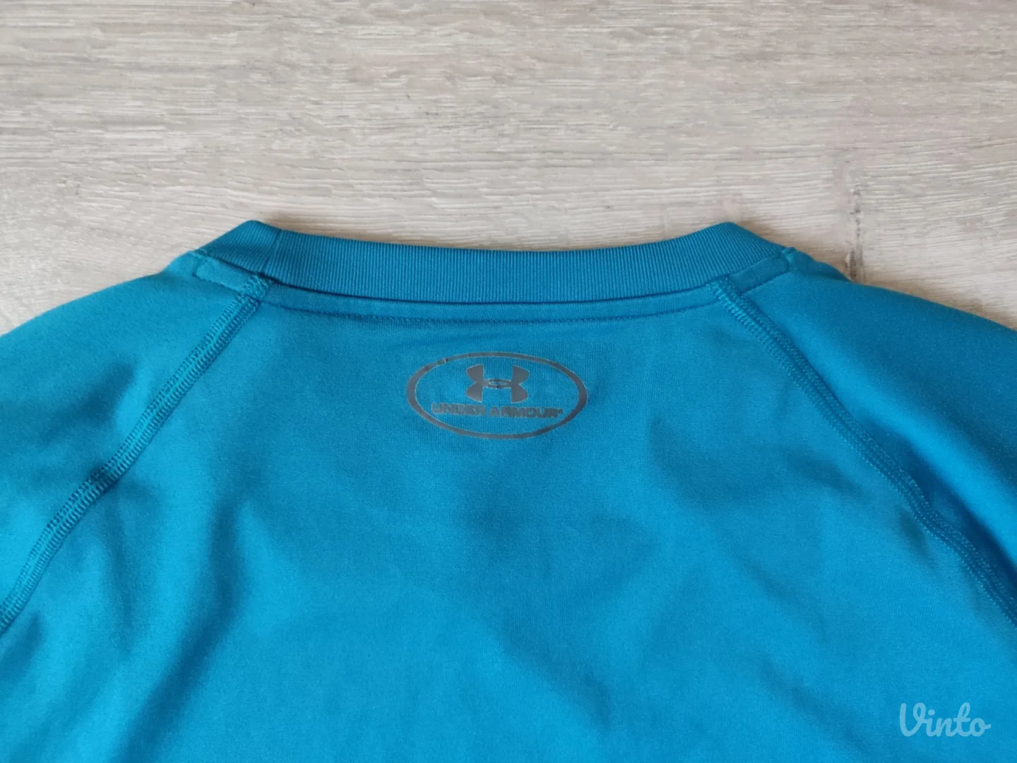 Super UNDER ARMOUR majica - L