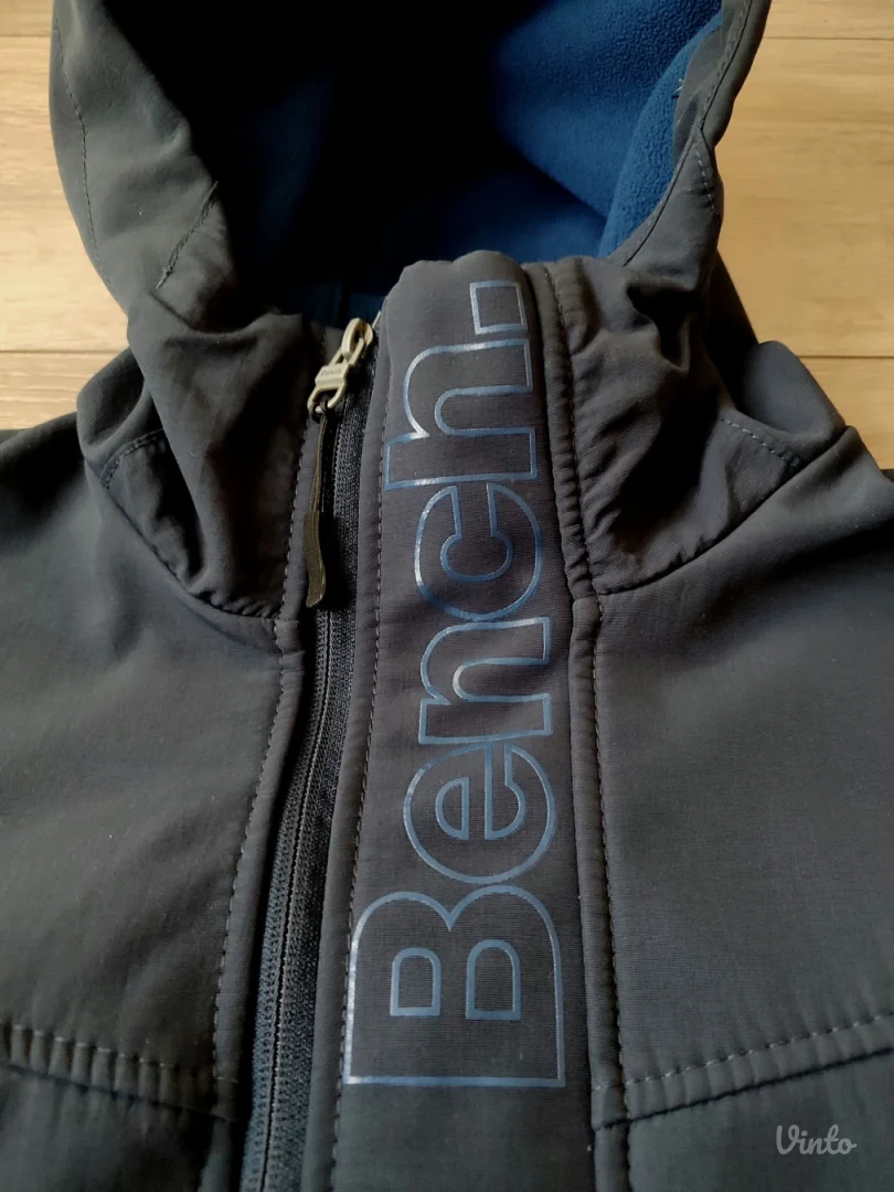 Super BENCH jakna - M - Odlicna!