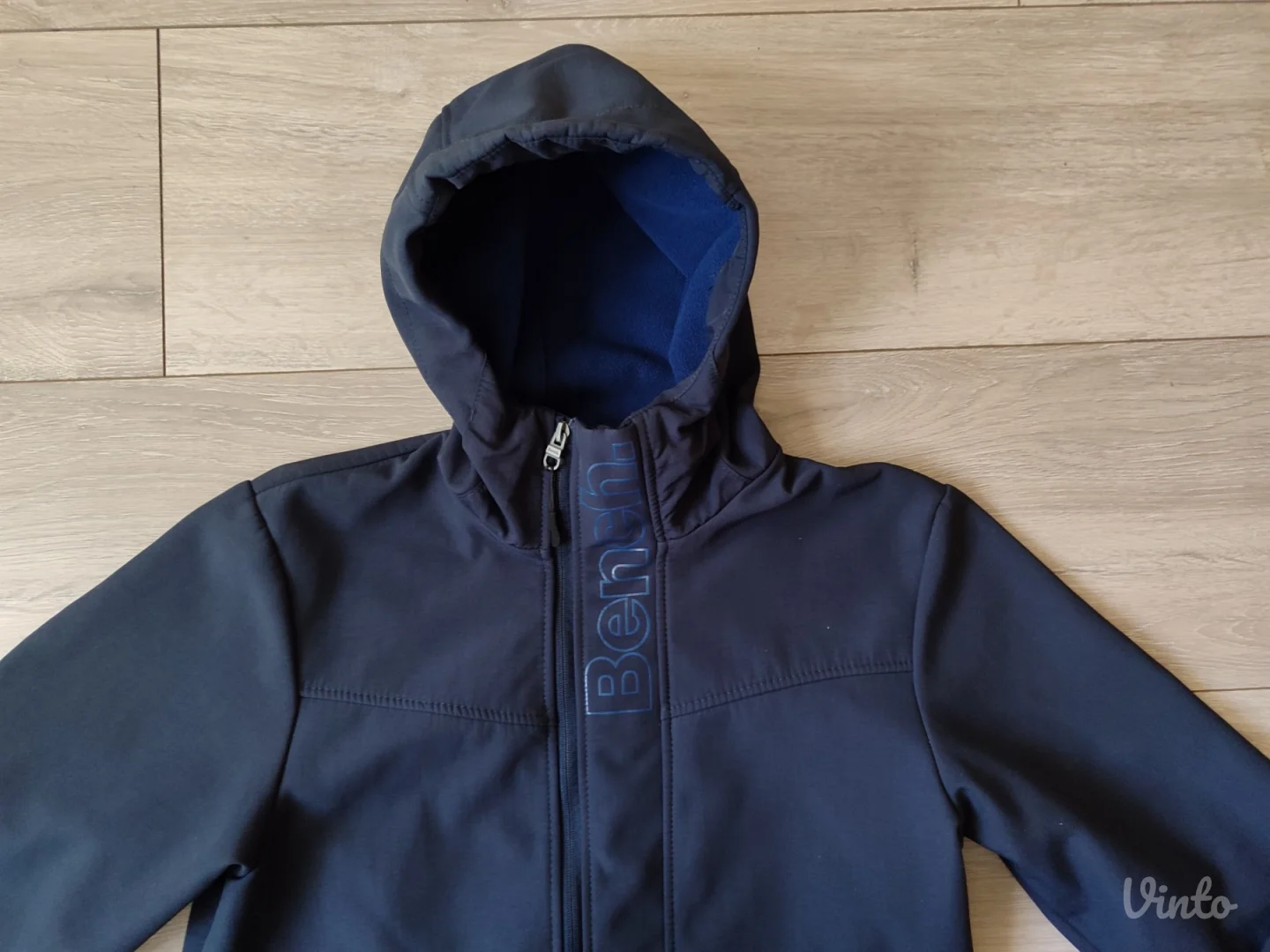 Super BENCH jakna - M - Odlicna!