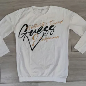 Predobra GUESS - M - Supeeer!