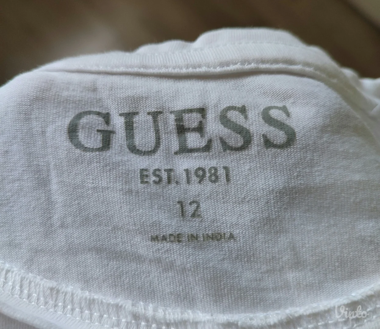 Predobra GUESS - M - Supeeer!