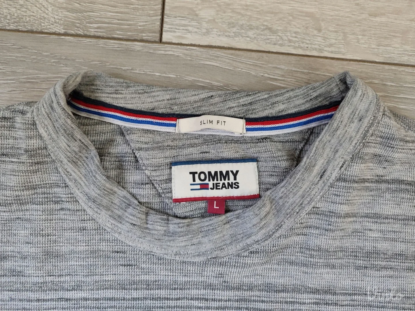 Ekstraaaaa TOMMY HILFIGER duks Slim fit - M-L