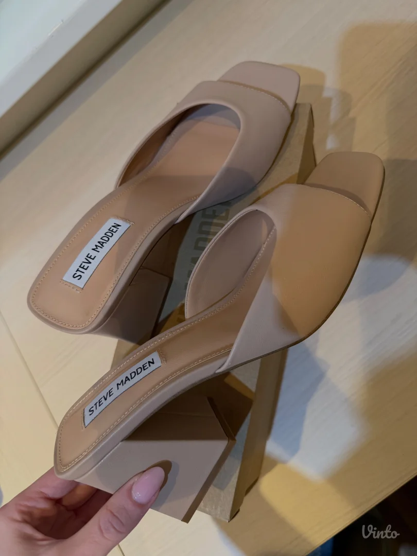 Nove štikle Steve Madden