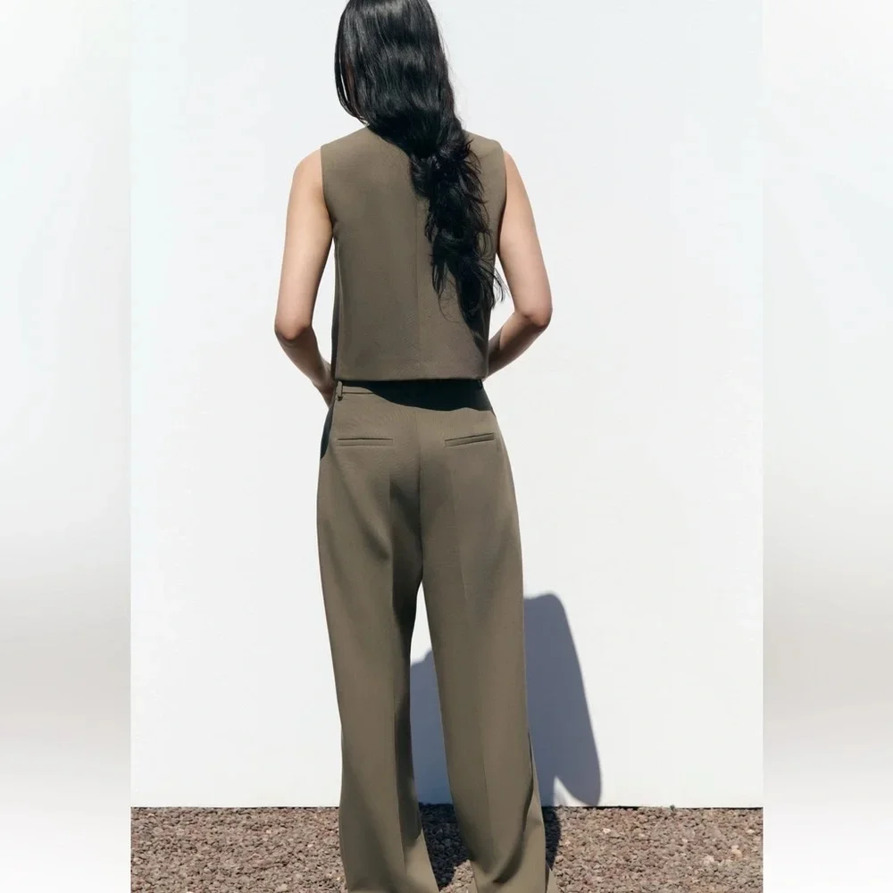 Zara odelo (prsluk i pantalone)