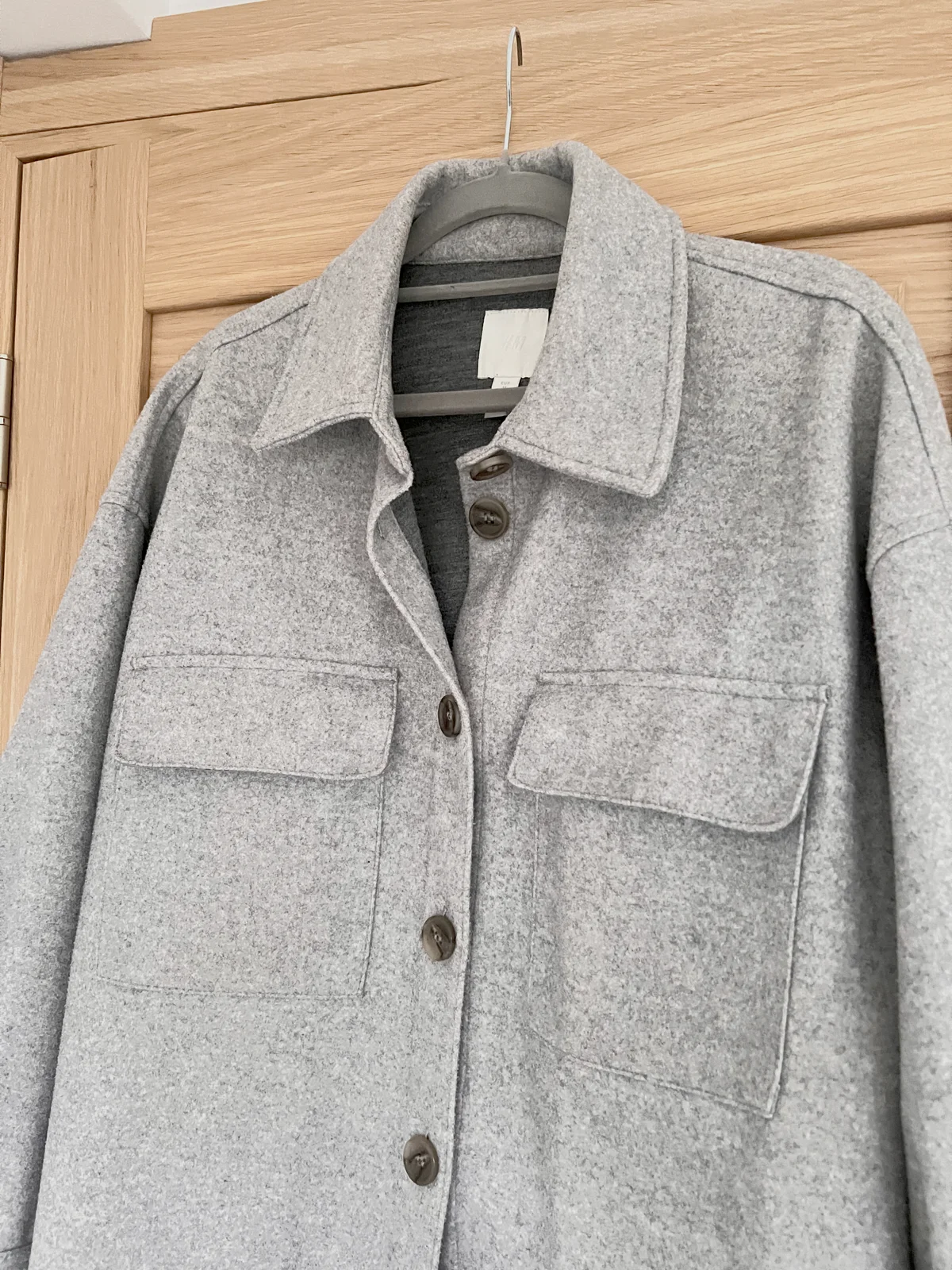 H&M oversize vunena kosulja M