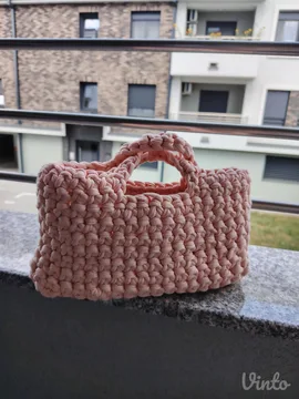 Zenska heklana torba