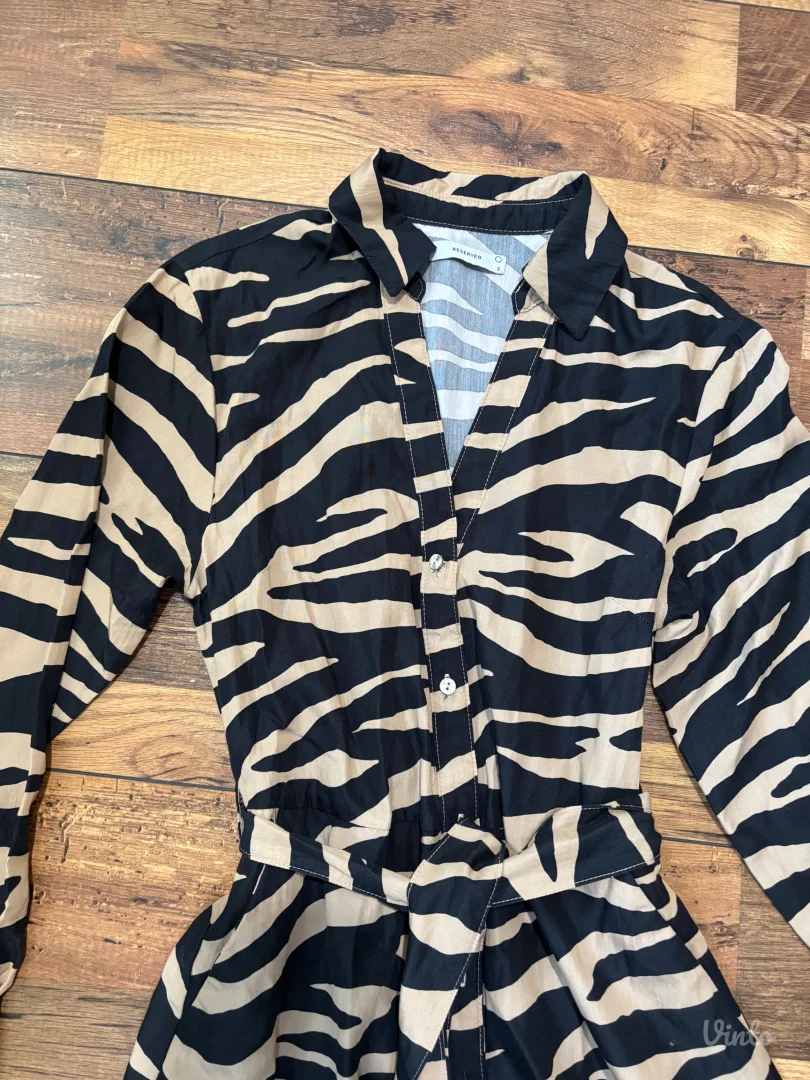 Reserved zebrasta haljina