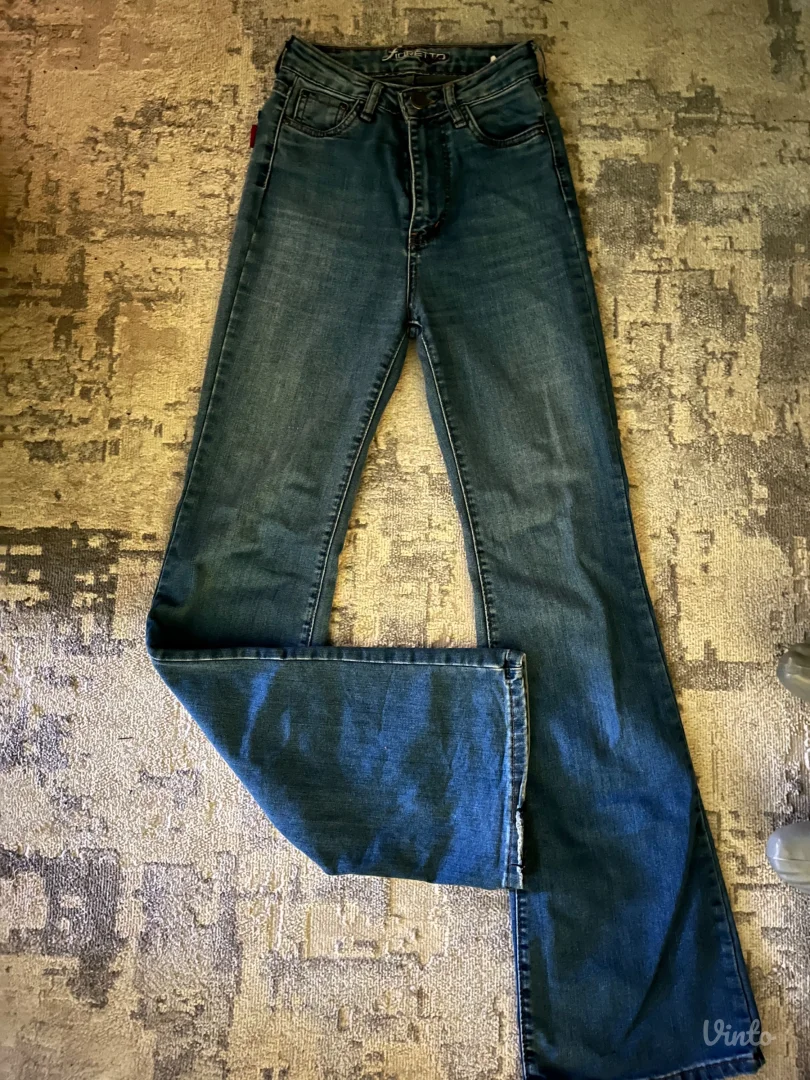 Fioretto - zvonaste farmerice