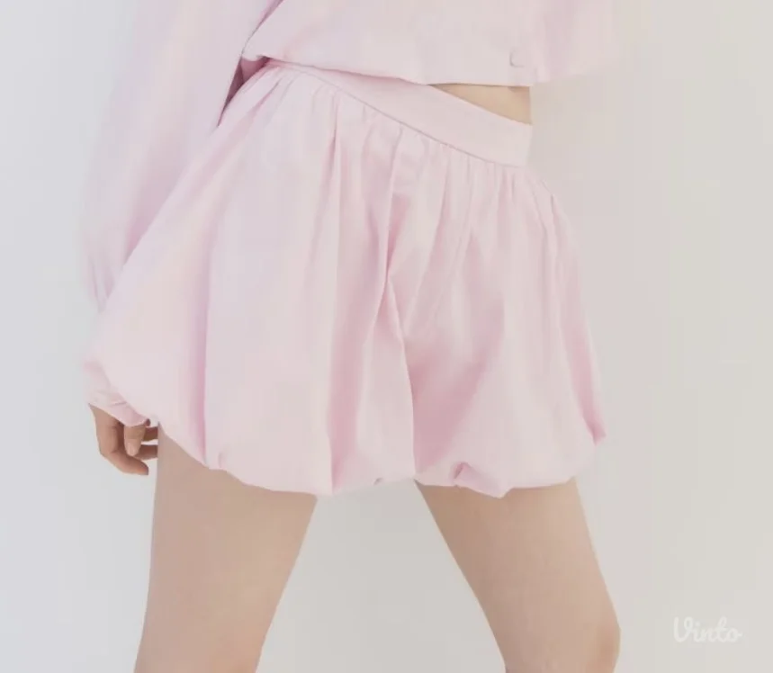 Reserved suknja/šorc S veličina sa etiketom