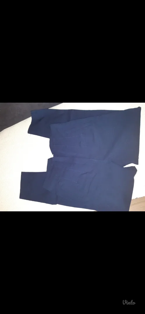 Ženske pantalone sa ušicima S NOVO