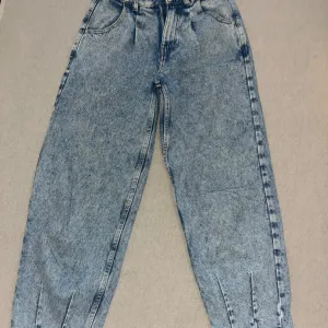 Bershka ballon farmerke