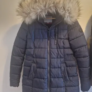 Zimska Jakna (ONLY, nova)