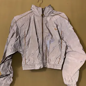 Šuškavac koji svetli u mraku