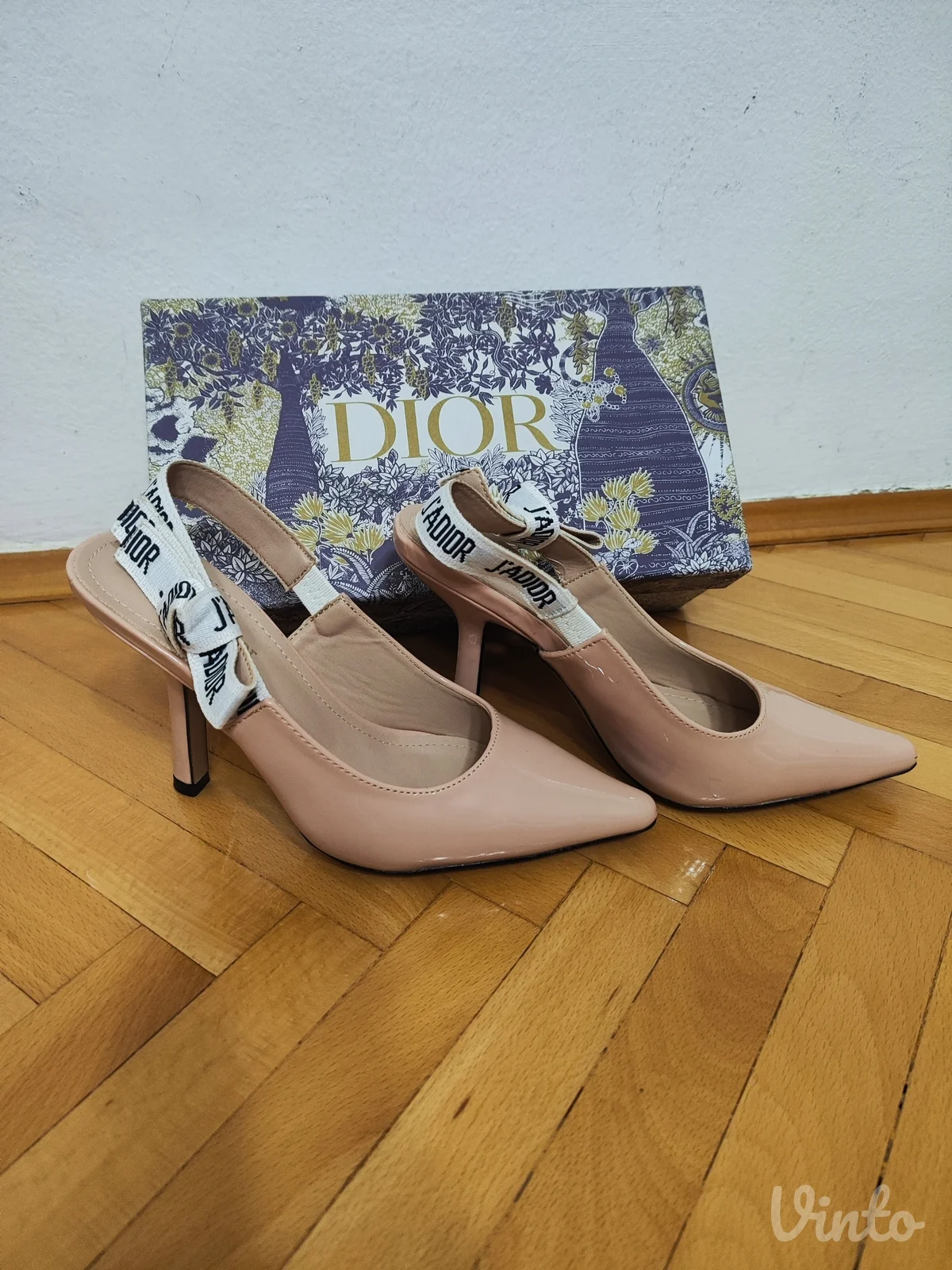 Dior nove sandale br.37