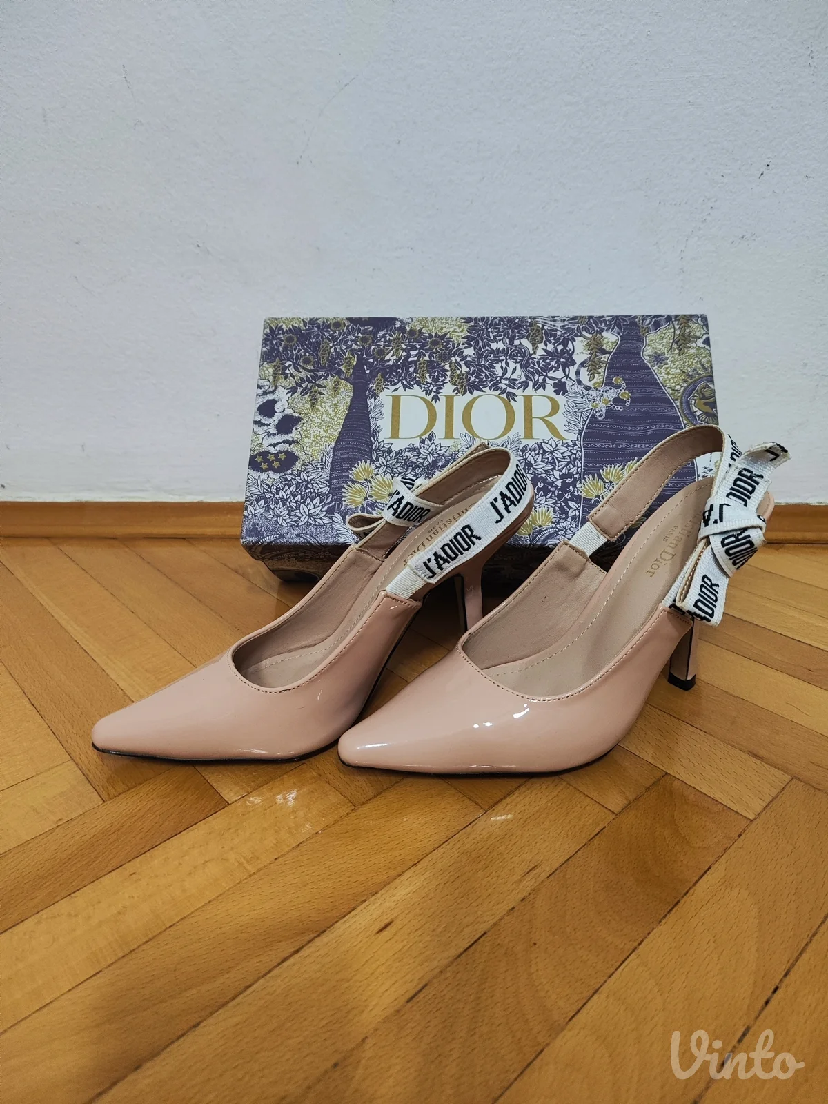 Dior nove sandale br.37
