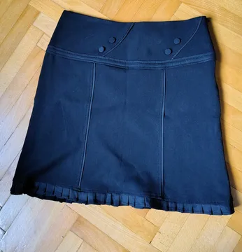 Mini suknja,crna,vel. 38