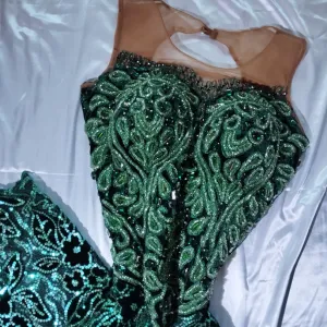 SVEČANA ZELENA HALJINA