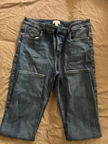 H&M uske farmerke u veličini 46