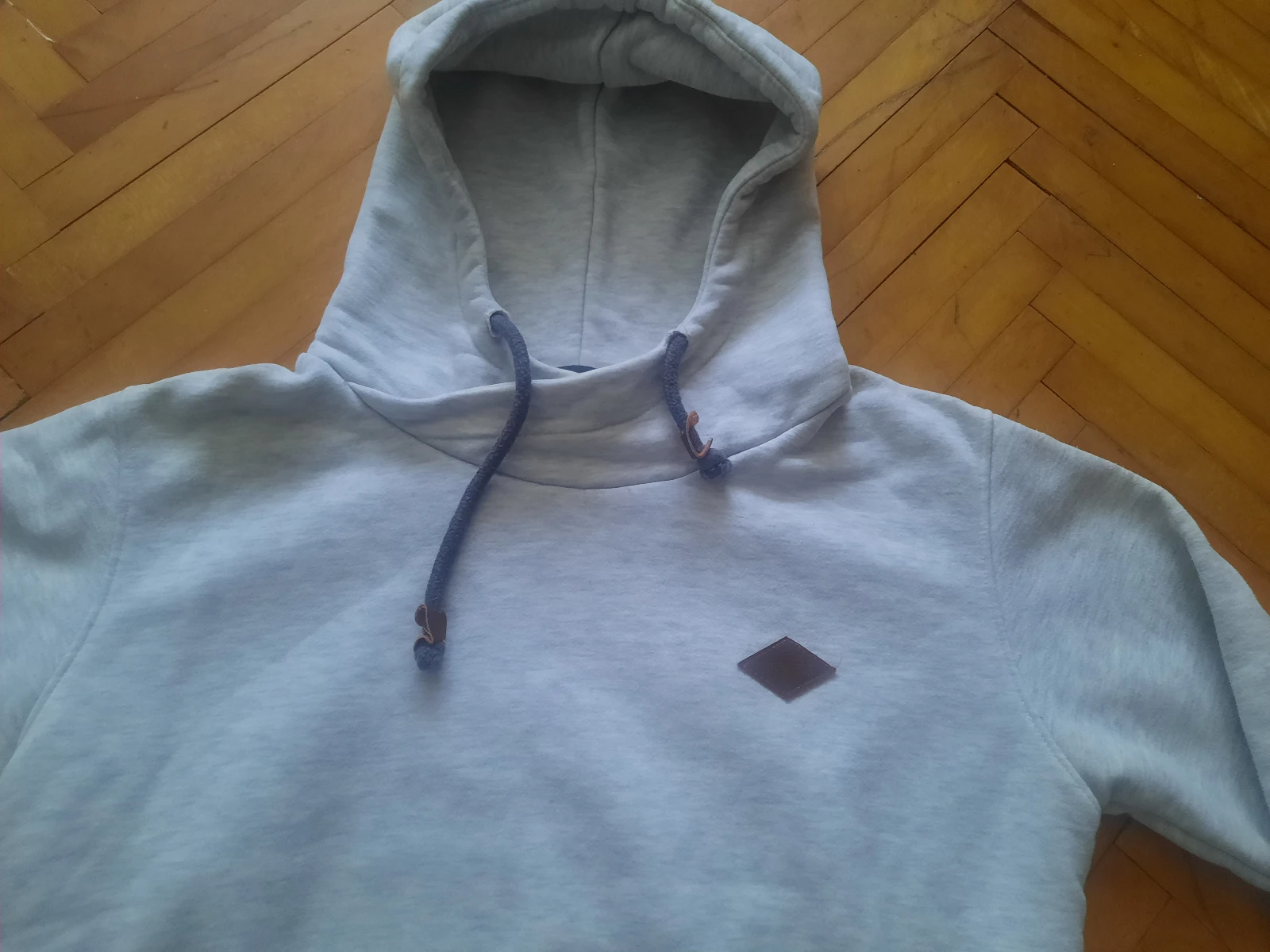 Duks unisex M NOVO
