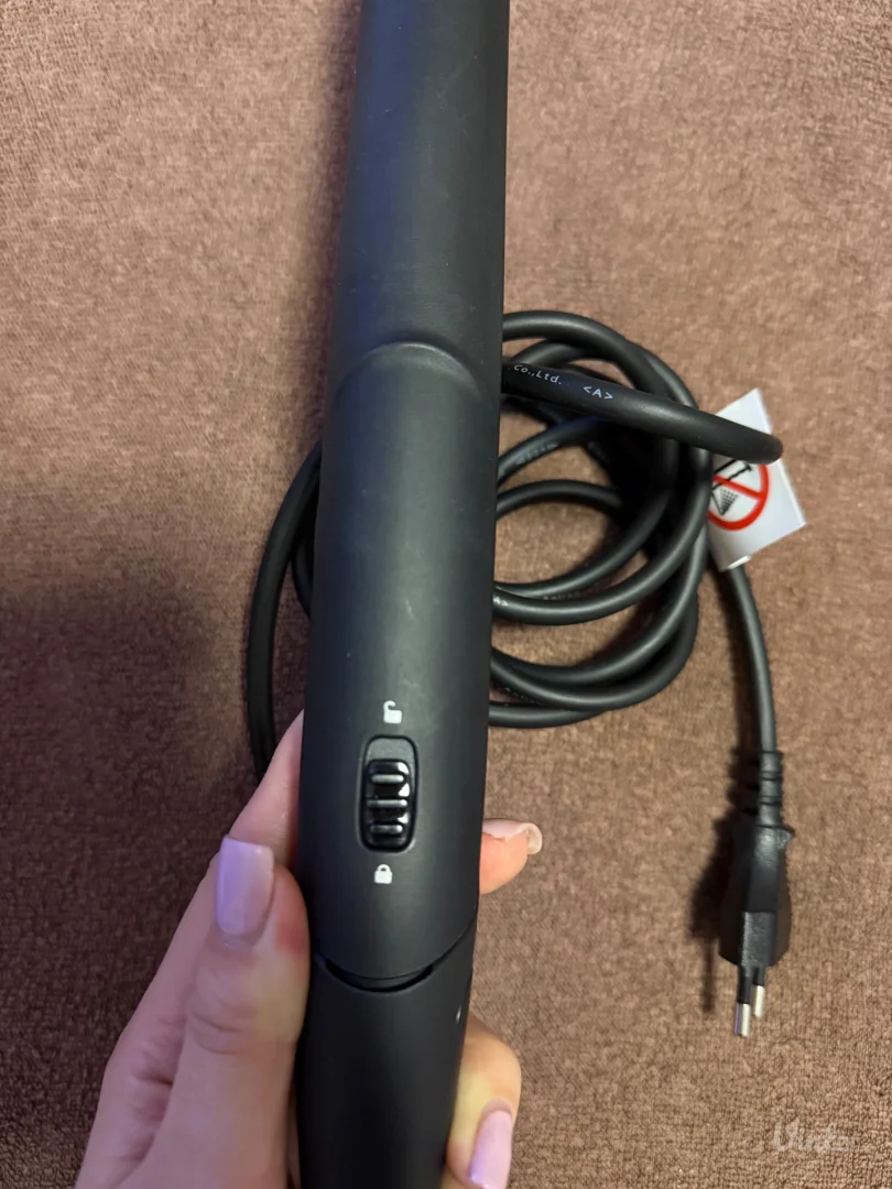 Rowenta pegla za kosu