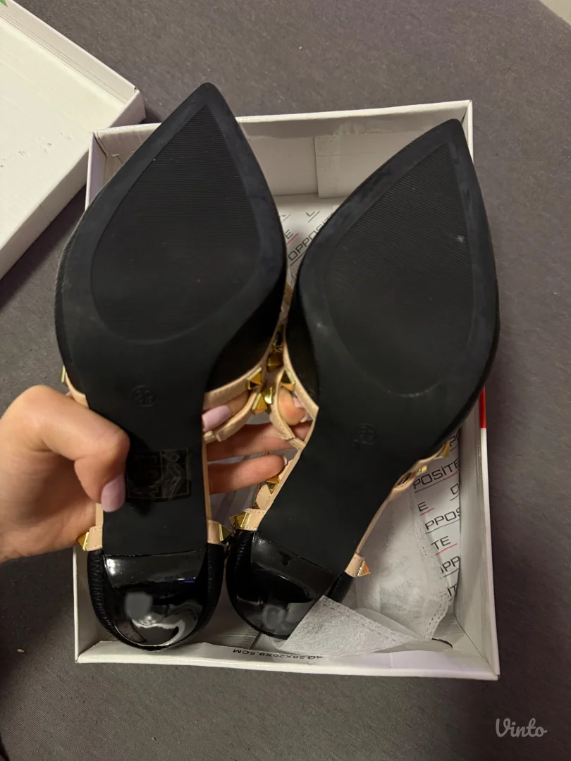 Opposite cipele NOVE