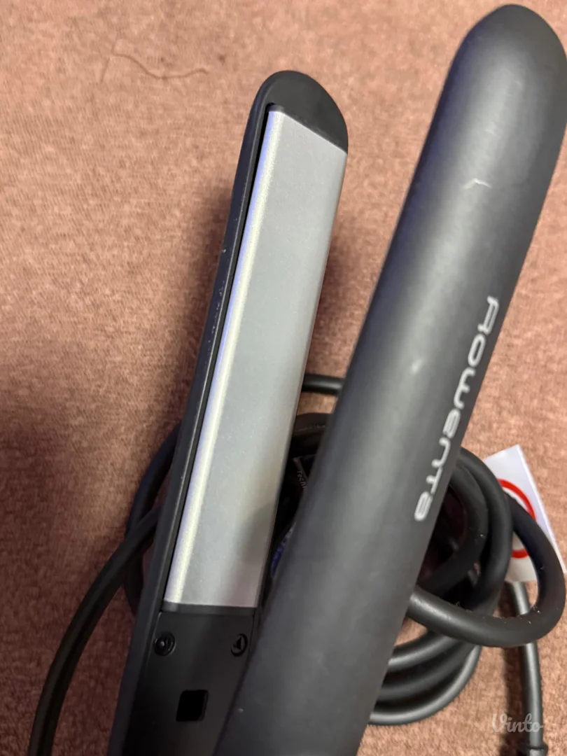 Rowenta pegla za kosu