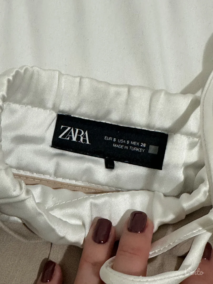 Zara pantalone