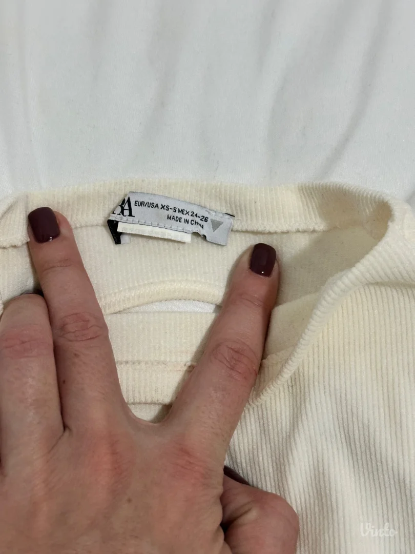 Zara bodi golih ledja