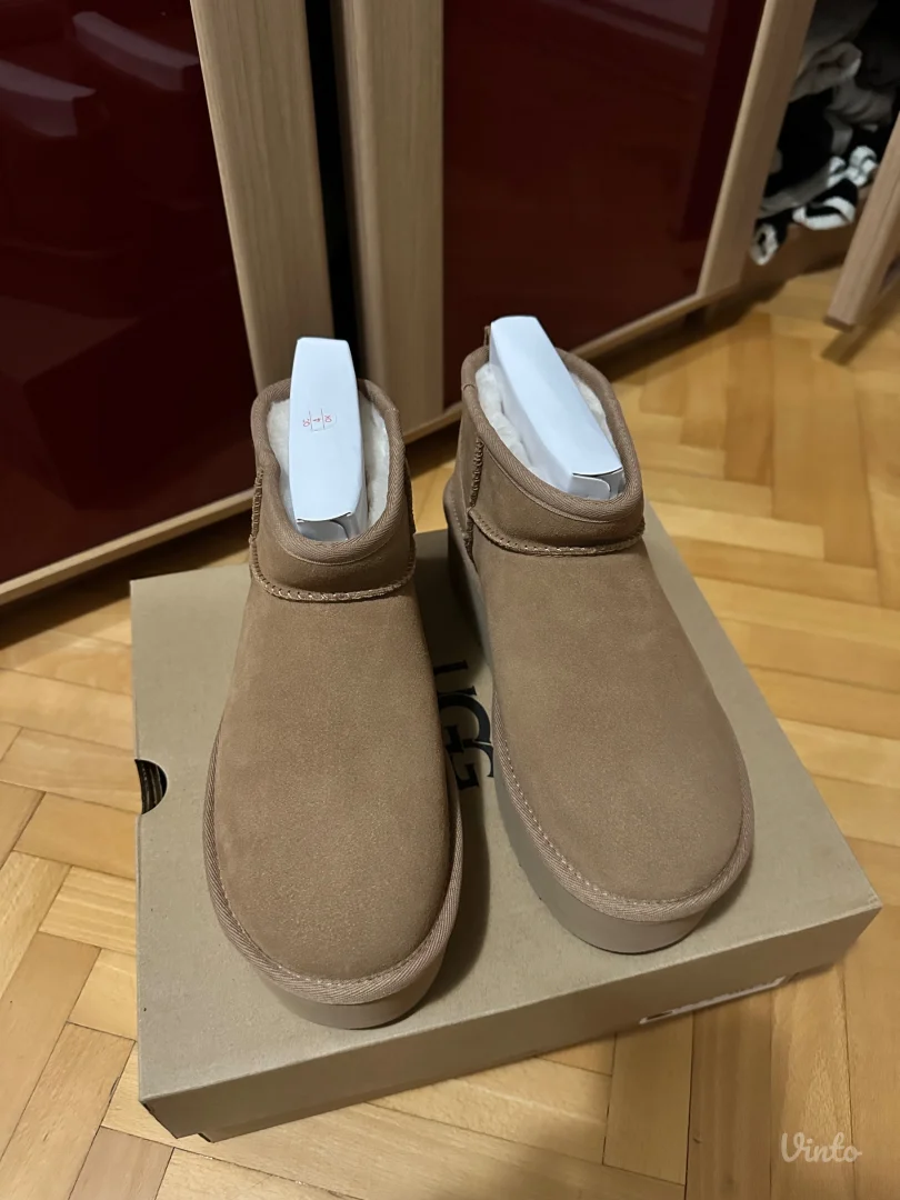 Ugg ultra mini platform
