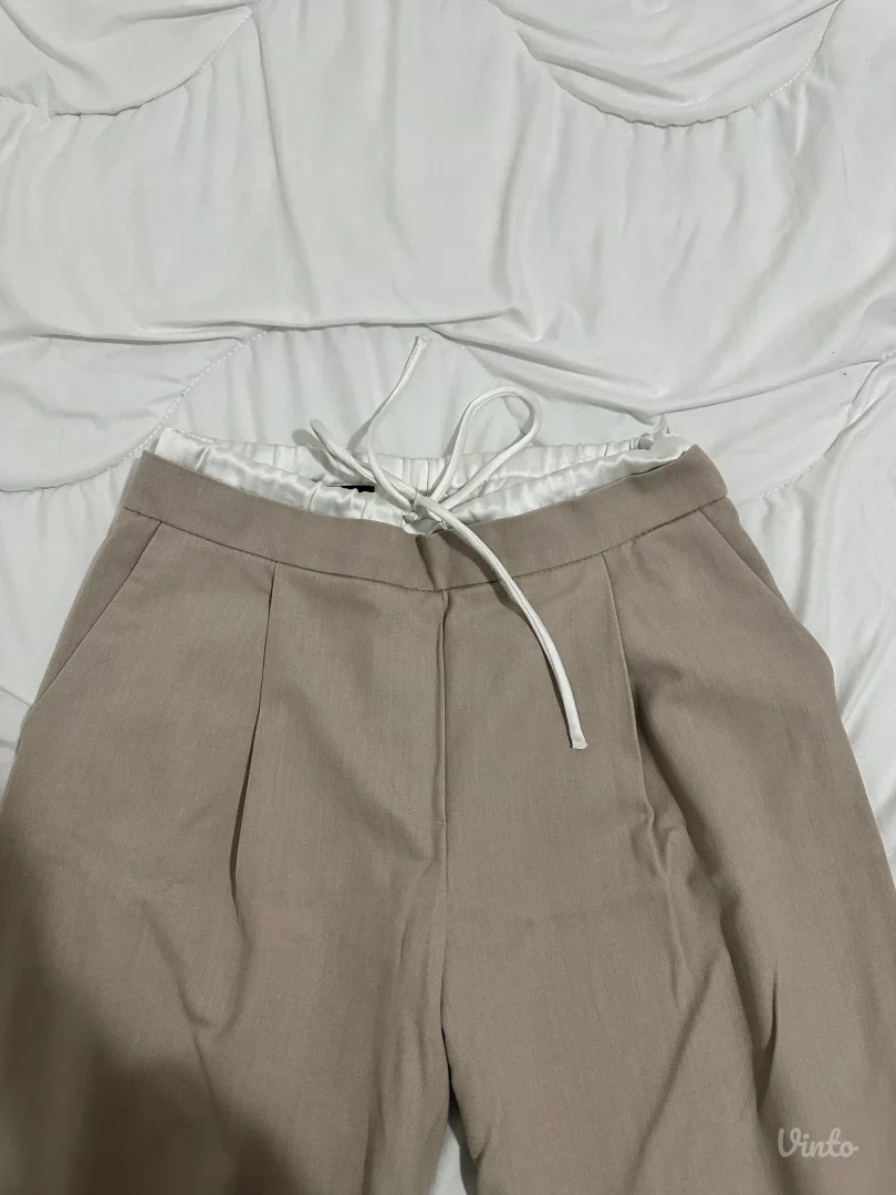 Zara pantalone
