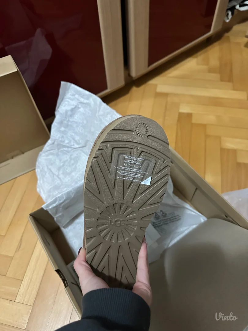 Ugg ultra mini platform