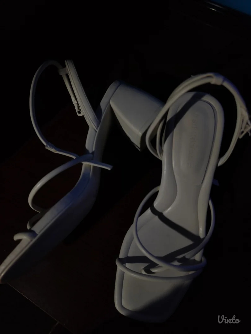 Stradivarius sandale